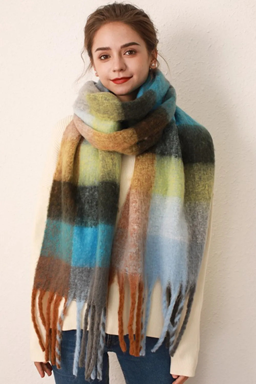 Thermal Fringe Plaid Scarf