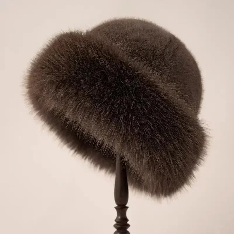 Soft Wool Rounded Fur Trim Hat