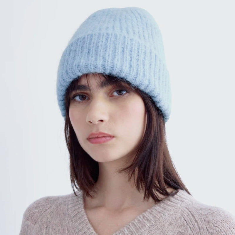 Ultra-Soft Cashmere Blend Beanie: Cozy Winter Style