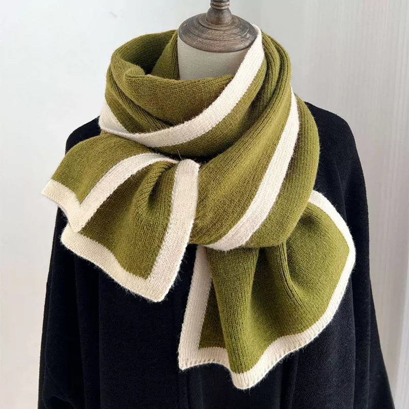 Contrast Trim Winter Scarf