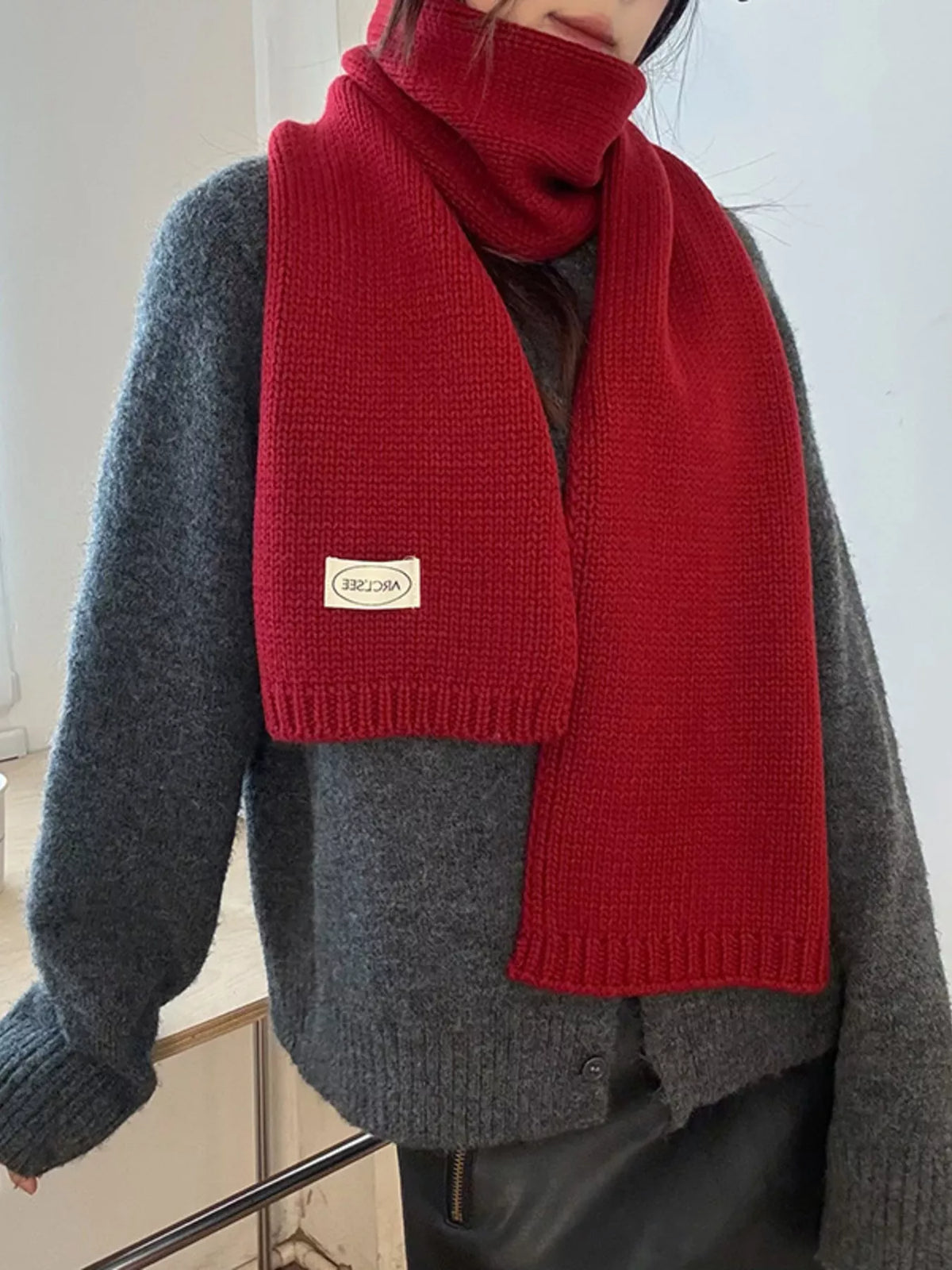 Solid Color Knitted Winter Scarf with Ribbed Ends